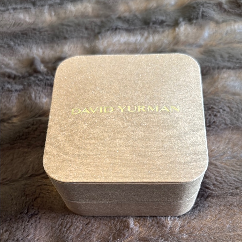 David Yurman Tan Jewelry Box with Gold Lettering